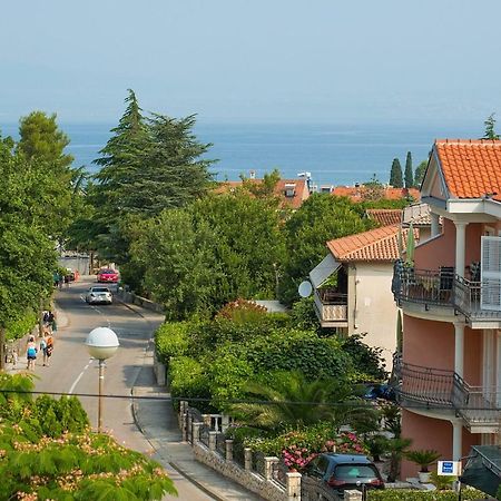 Apartman Adria Malinska Dış mekan fotoğraf