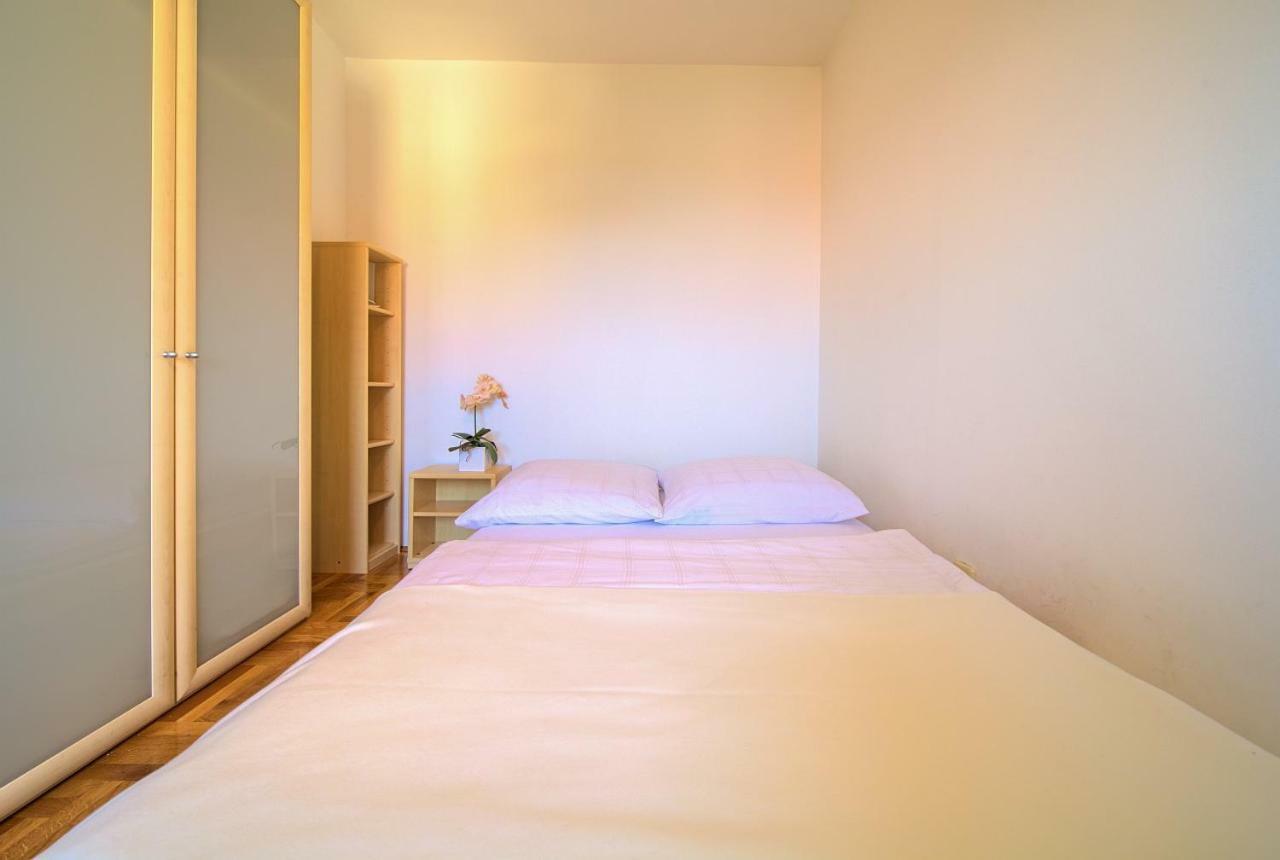 Apartman Adria Malinska Dış mekan fotoğraf