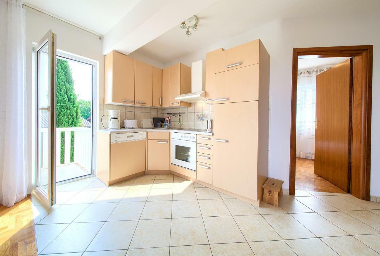 Apartman Adria Malinska Dış mekan fotoğraf