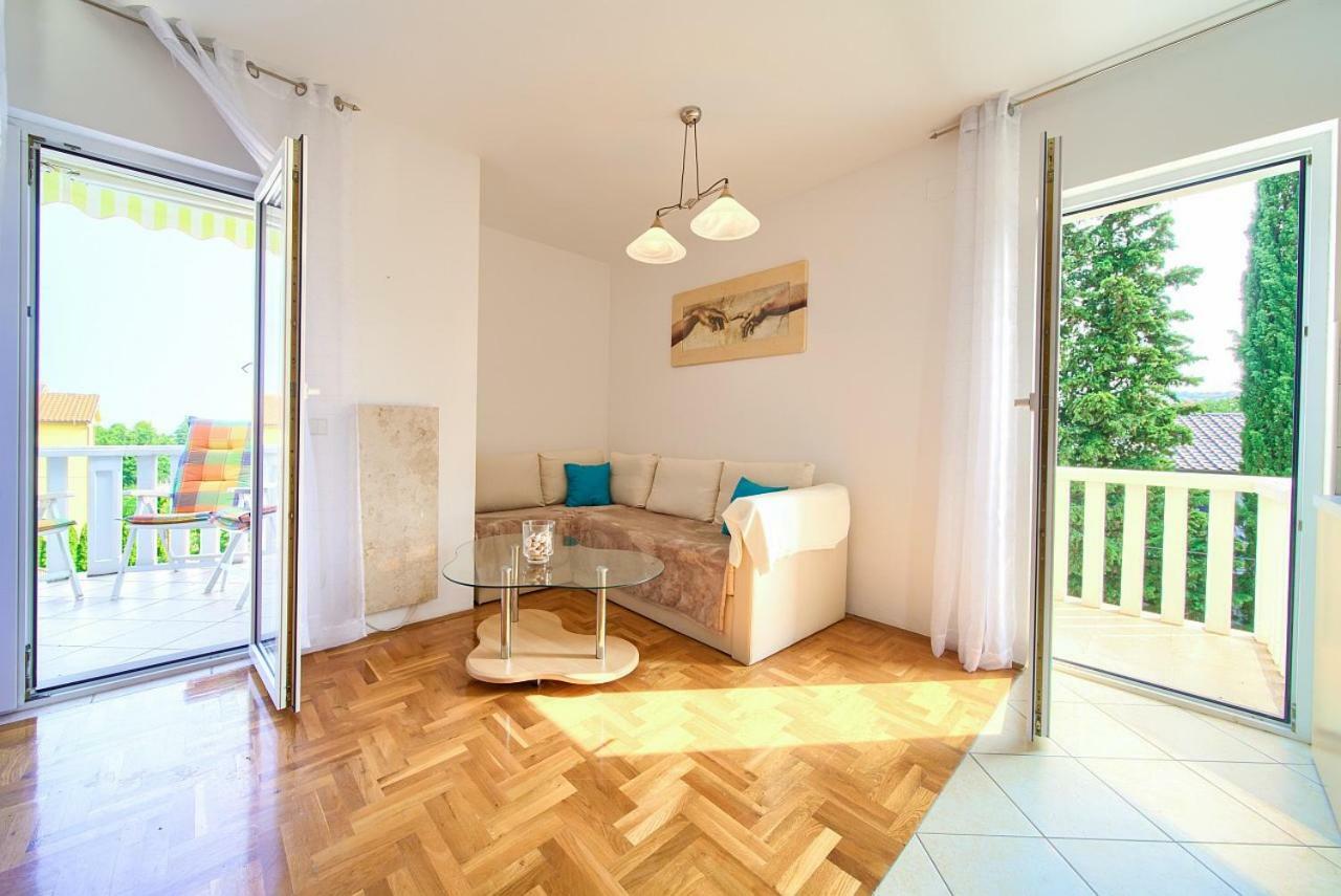 Apartman Adria Malinska Dış mekan fotoğraf